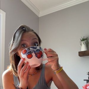 Meet your Posher, Hannah